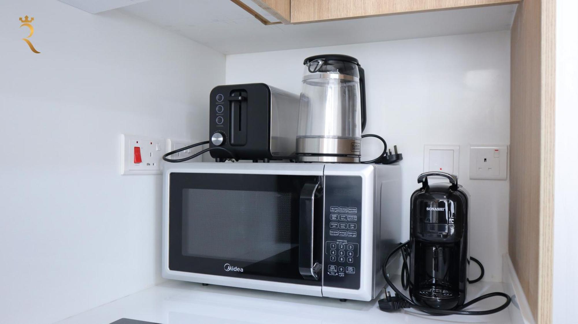 Modern 1br Masdar Apartment Abu Dhabi